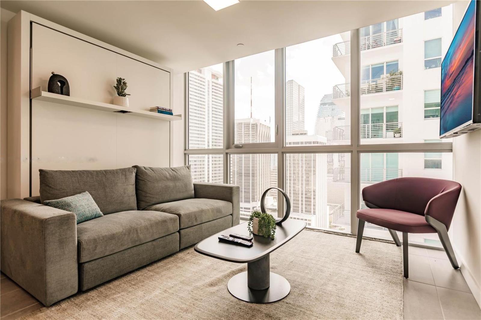 Exclusive W Beautiful Views And Full Amenities! Miami