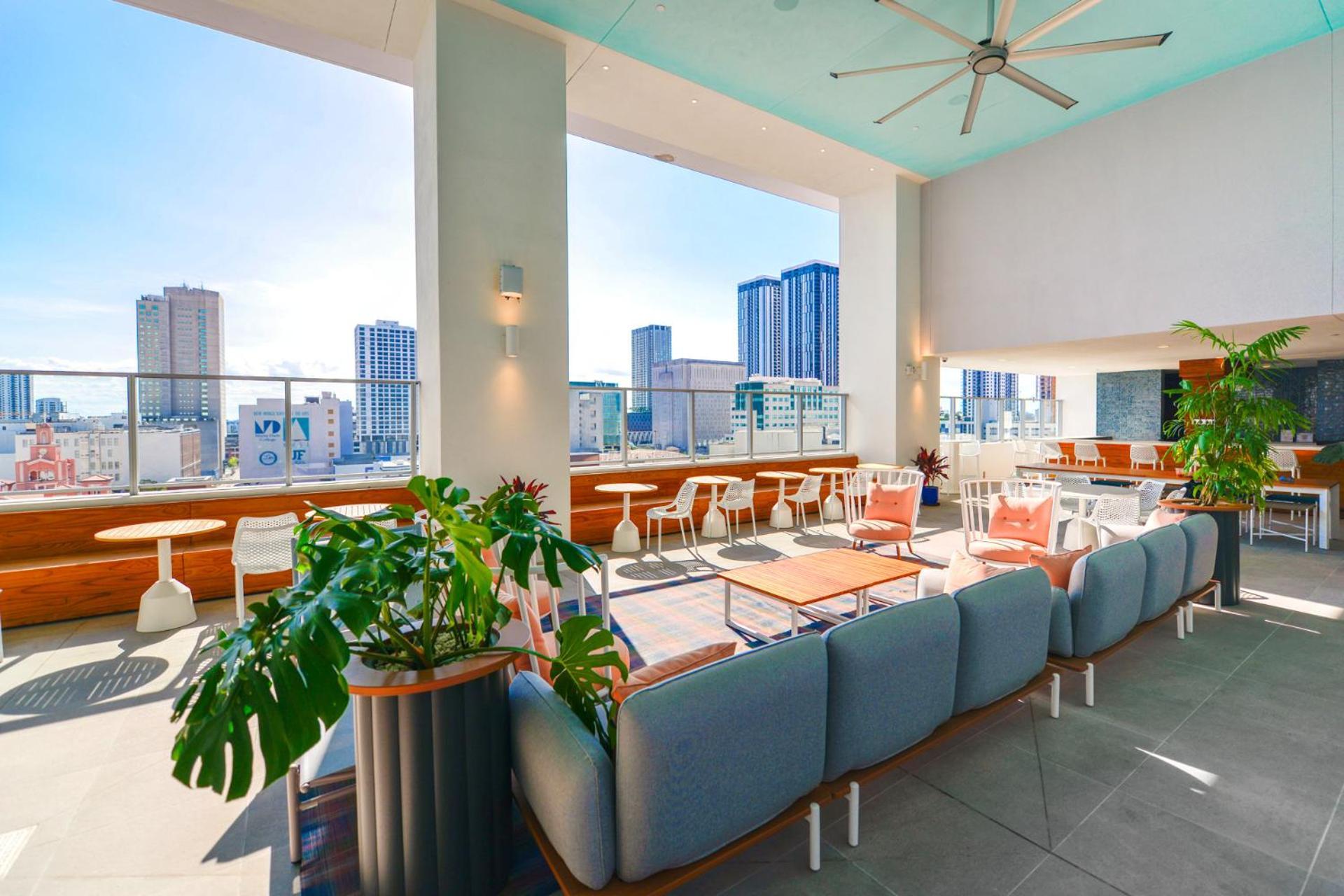 Exclusive W Beautiful Views And Full Amenities! Miami